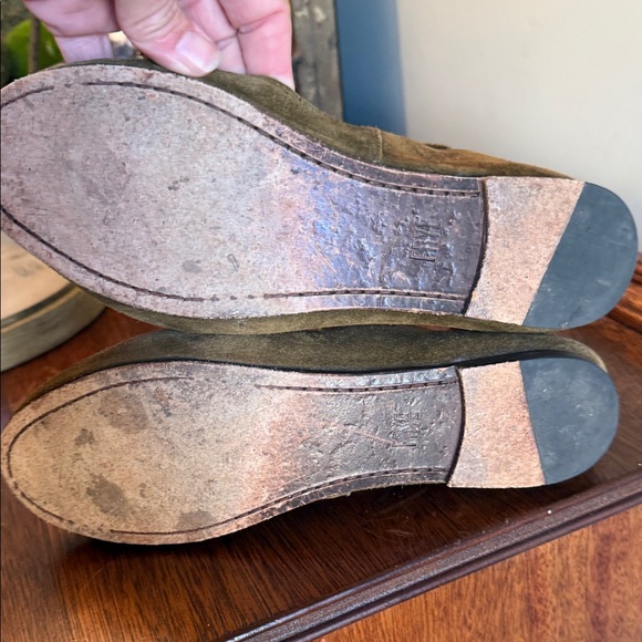 Frye Suede Ankle Strap Sandals - Olive Green Suede size 8.5 - Picture 4 of 9